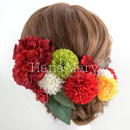 赤色のお花をたくさん散りばめたい