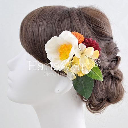 白い椿のプチヘアブーケ
